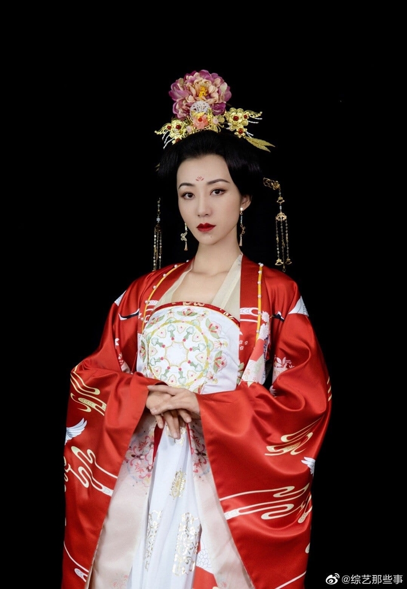 Viên Băng Nghiên và dàn sao nữ hóa thân thành tứ đại mỹ nhân