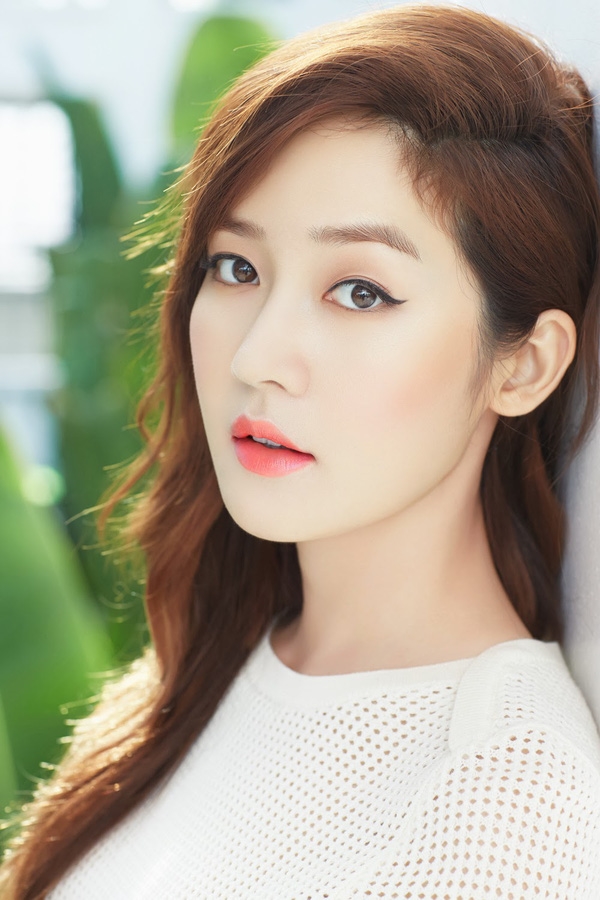 Eugene, Yoon Eun Hye, Sung Yoo Ri sau nhiều năm theo nghiệp diễn