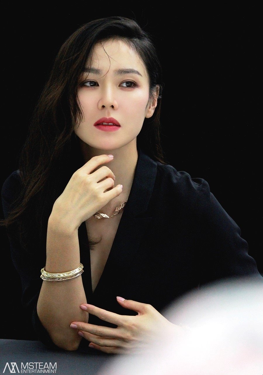Song Hye Kyo và top nữ hoàng truyền hình, quảng cáo hàng đầu Hàn Quốc
