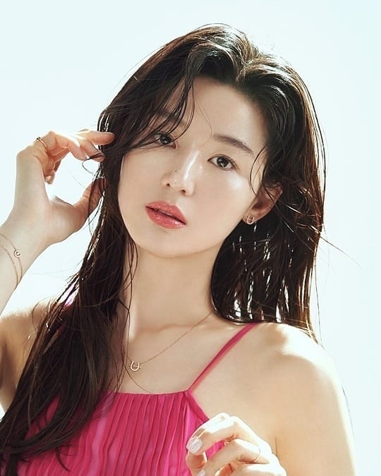 Son Ye Jin, Suzy, Jeon Ji Hyun: Bộ ba 'tình đầu quốc dân' của Hàn Quốc