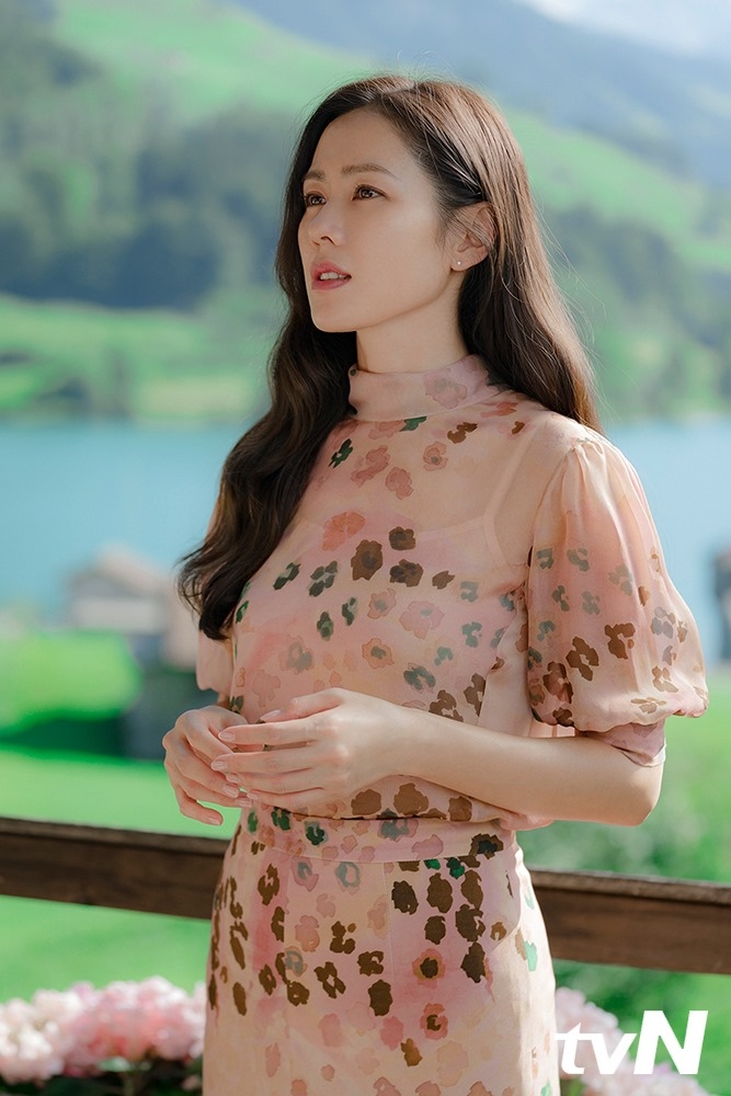 Son Ye Jin, Suzy, Jeon Ji Hyun: Bộ ba 'tình đầu quốc dân' của Hàn Quốc