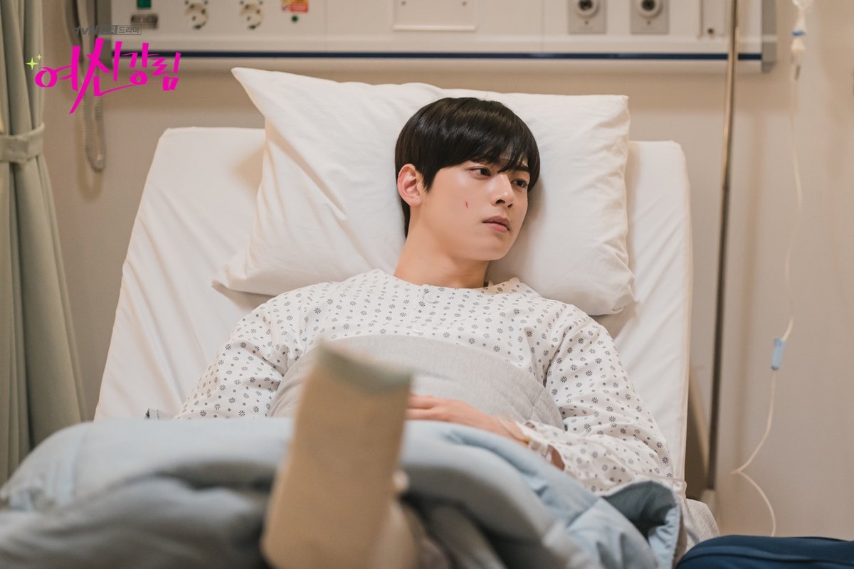 Mẹ Jang Geun Suk bị phạt; cựu hoa hậu Hàn gây tai nạn