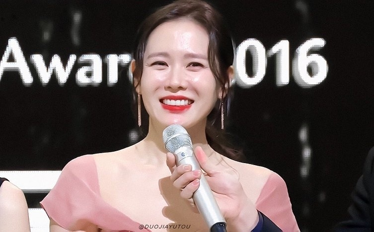 Song Hye Kyo, Son Ye Jin qua hình ảnh chưa chỉnh sửa