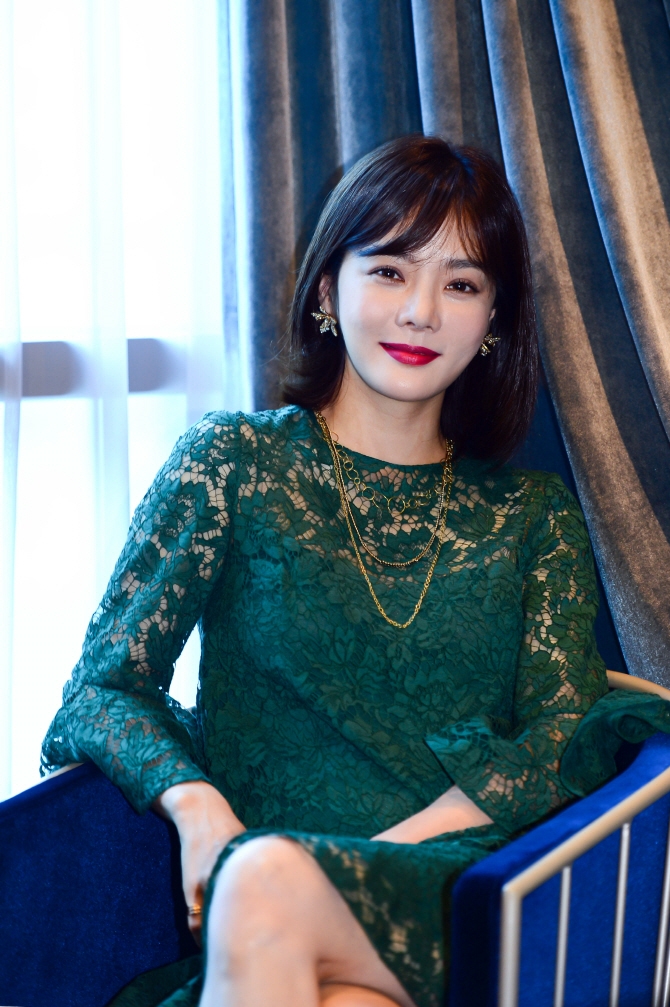 Yun Eun Hai và các mỹ nhân xứ Hàn nghiện mỹ phẩm