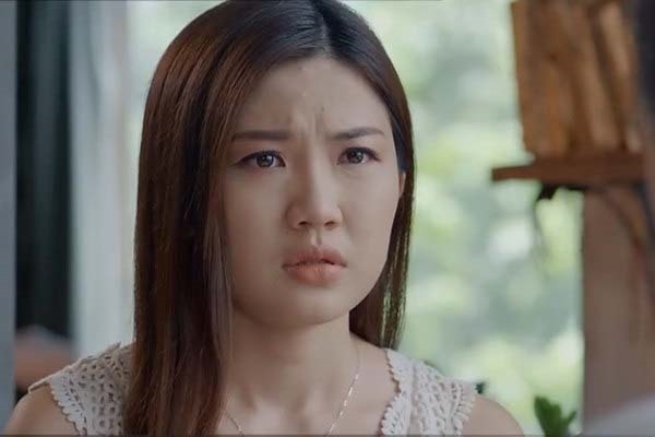 Quỳnh Nga và dàn 'em gái trà xanh' trong phim Việt