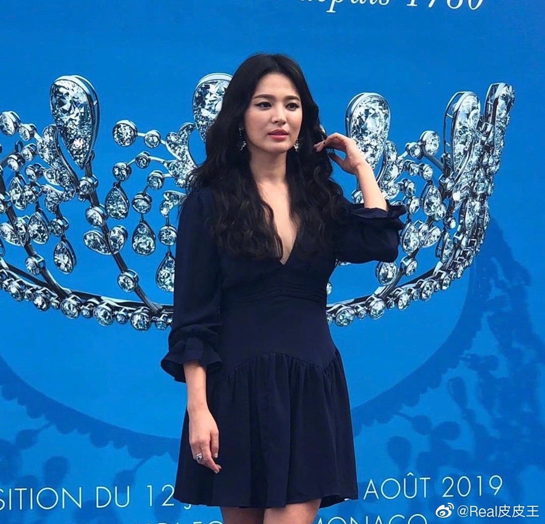 Song Hye Kyo, Son Ye Jin qua hình ảnh chưa chỉnh sửa