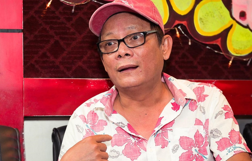 Nghệ sĩ Tấn Hoàng ở tuổi 60: đổi 12 căn, tậu hàng chục xế sang