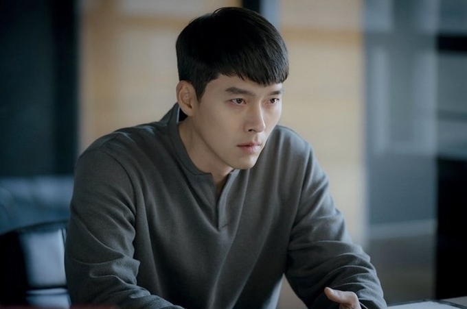 Uhm Ki Joon và loạt nam thần Hàn đi lên bằng diễn xuất
