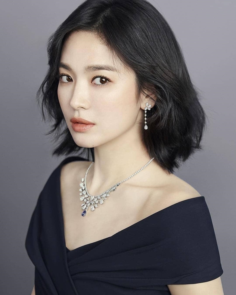 Song Hye Kyo - Huỳnh Hiểu Minh và mối quan hệ thân thiết bất ngờ