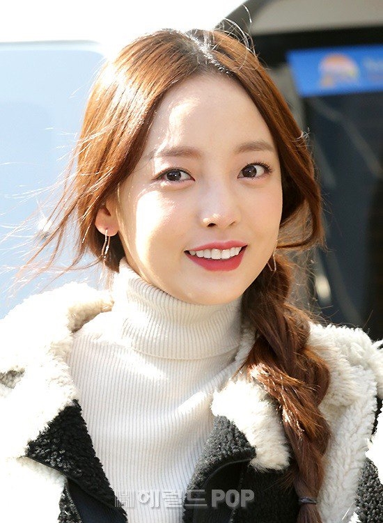 Moon Ga Young và những sao nữ Hàn có nụ cười hở lợi