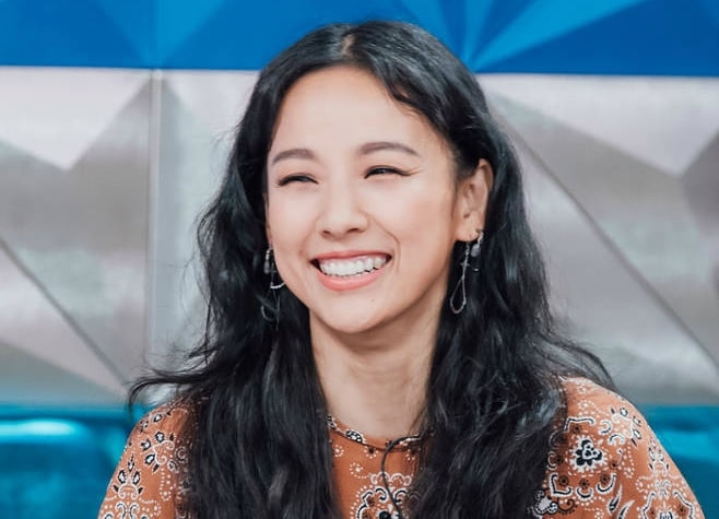 Moon Ga Young và những sao nữ Hàn có nụ cười hở lợi