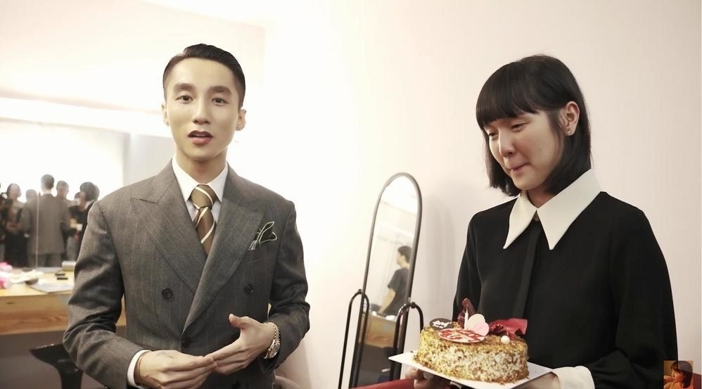 Hải Tú và loạt ảnh cười tỏa nắng khiến người hâm mộ mê mẩn