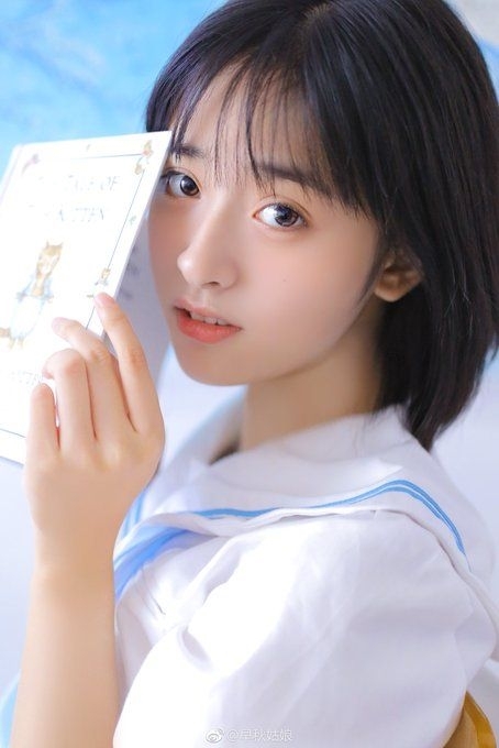 Triệu Lệ Dĩnh và dàn mỹ nhân Cbiz có vẻ đẹp trong trẻo gây thương nhớ
