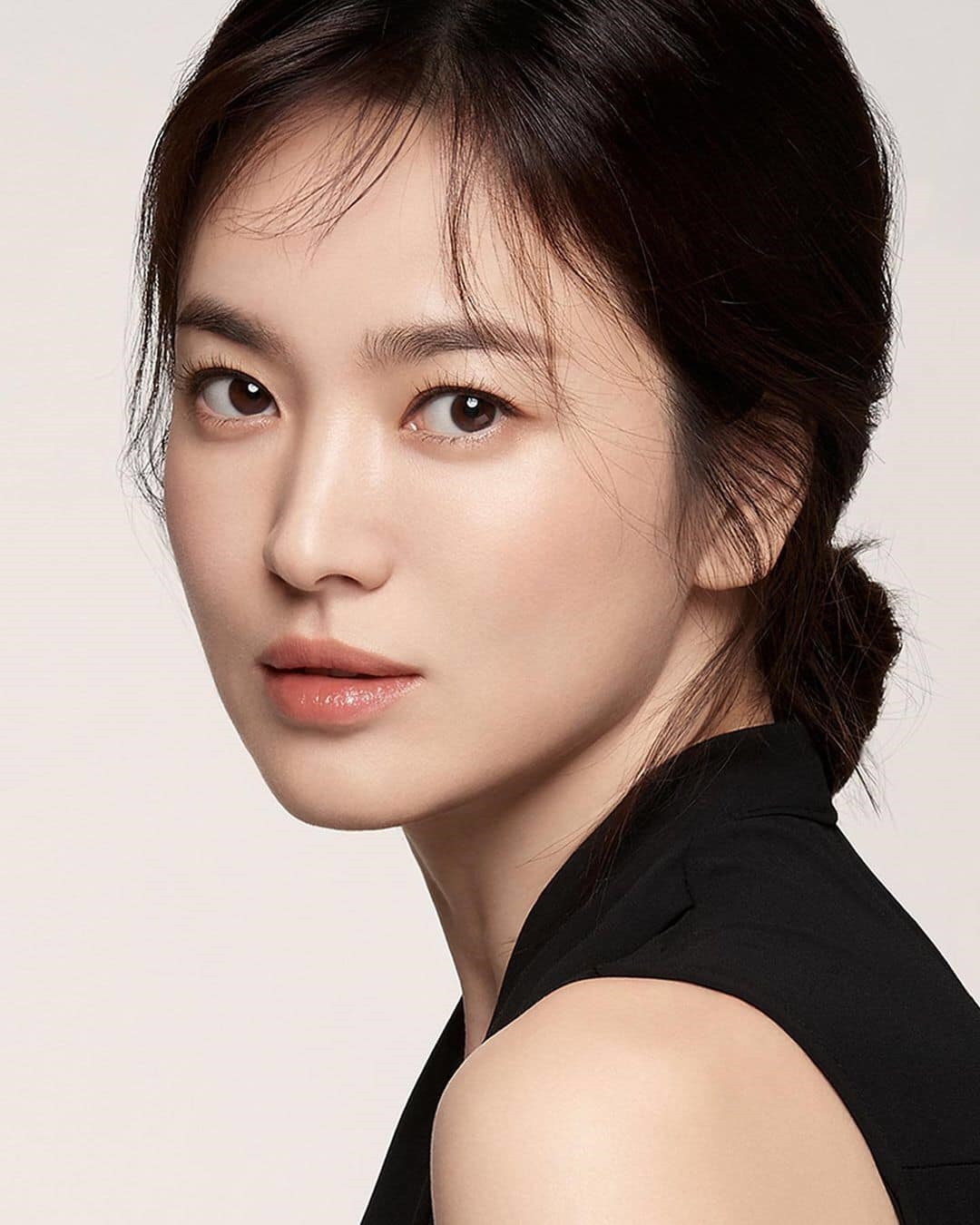 Song Hye Kyo đẹp mê mẩn trong bộ ảnh quảng cáo mới 