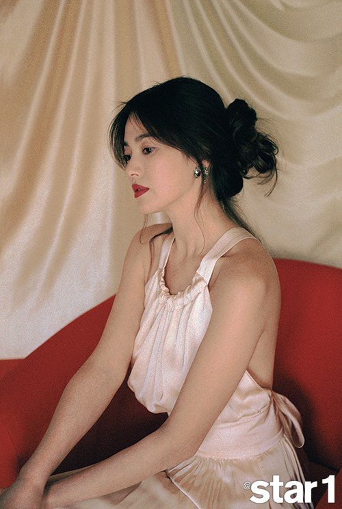 Song Hye Kyo, Suzy cùng loạt sao Hàn khoe bờ lưng đẹp chuẩn mỹ nhân