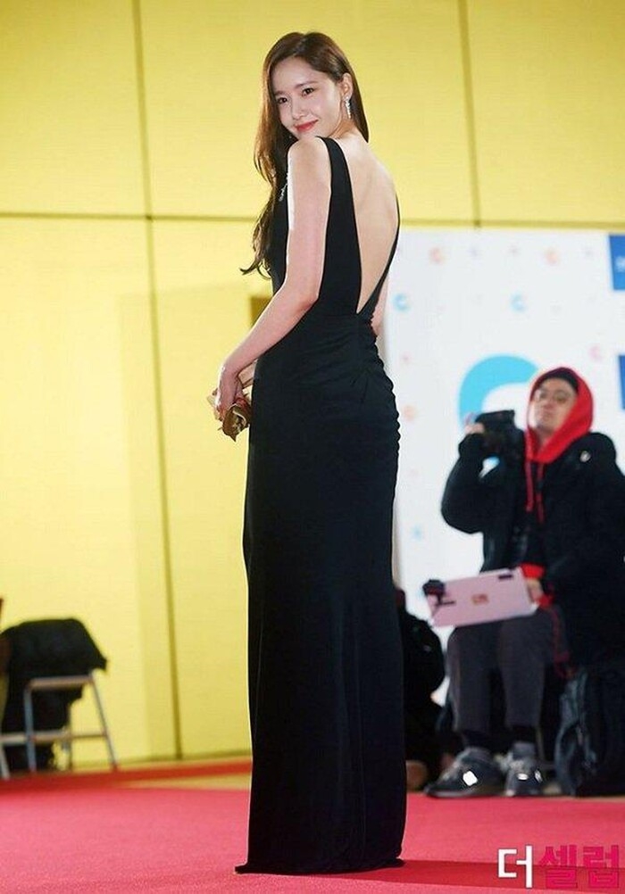 Song Hye Kyo, Suzy cùng loạt sao Hàn khoe bờ lưng đẹp chuẩn mỹ nhân