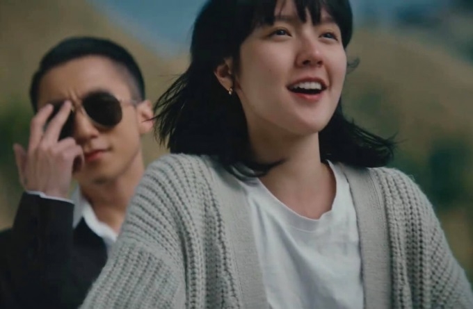 Châu Bùi và Hải Tú thay đổi phong cách sau khi yêu
