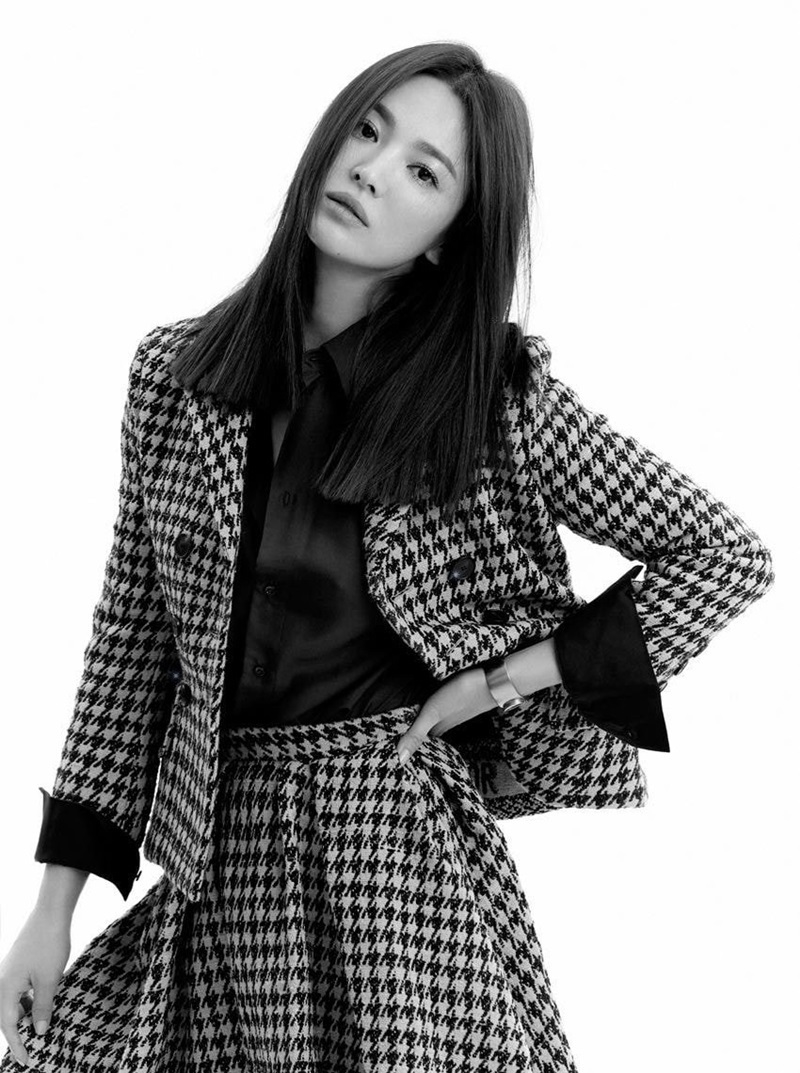 Song Hye Kyo và loạt sao nữ Hàn khoe sắc cùng họa tiết răng cưa