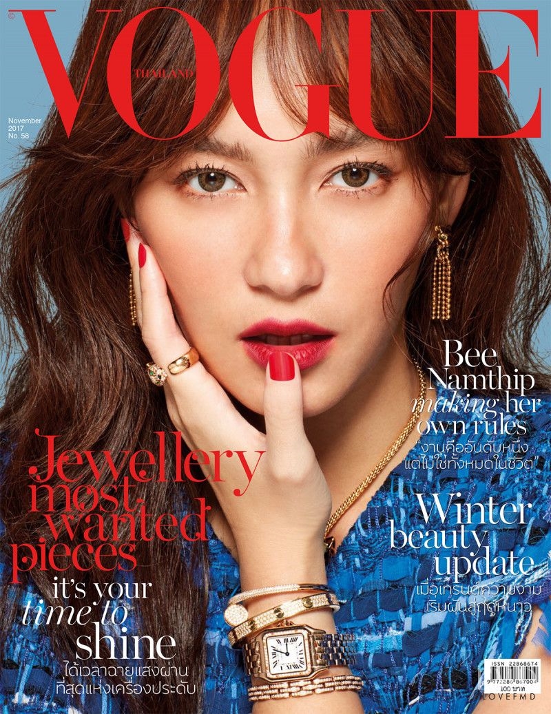 Yaya Urassaya và những diễn viên Thái từng lên bìa VOGUE Thailand