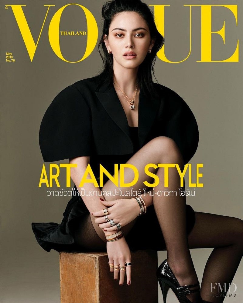 Yaya Urassaya và những diễn viên Thái từng lên bìa VOGUE Thailand