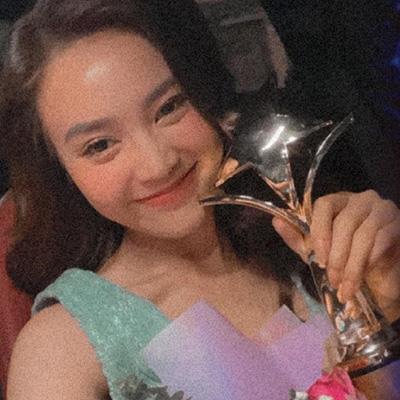 Ninh Dương Lan Ngọc ẵm trọn giải Nữ chính xuất sắc nhất 2020