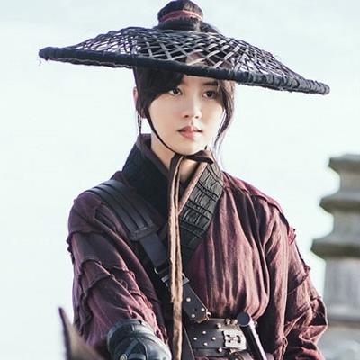 Kim So Hyun - Kang Ha Neul "lột xác" ngoạn mục với phim mới