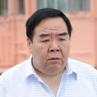 Trịnh Tắc Sĩ là Ảnh đế chật vật nhất TVB: Tuổi già khó khăn