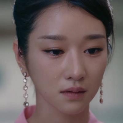 Seo Ye Ji và mối họa từ trên trời rơi xuống vì người yêu cũ 