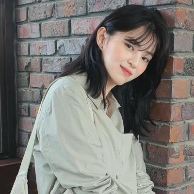 Ngắm nghía phong cách đăng bài trên Instagram của dàn sao nữ Hàn 