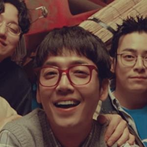 Hospital Playlist và hội bạn thân "chất như nước cất" trong phim Hàn