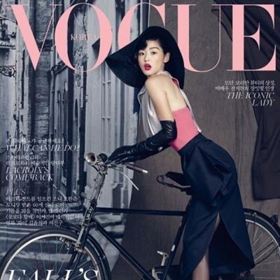 Những trang bìa tạp chí đẹp nhất trong sự nghiệp của Jun Ji Hyun 