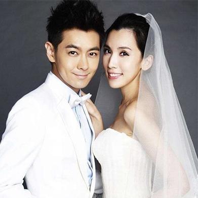 Cảnh giới cao nhất theo đuổi ngôi sao: Fan kết hôn với Lâm Chí Dĩnh!