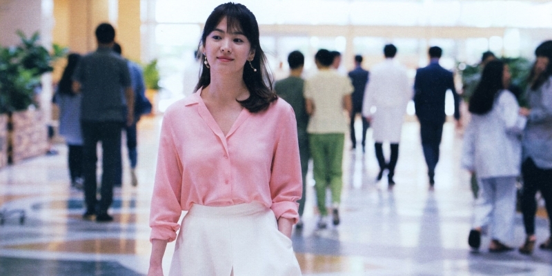 Khám phá 5 sắc màu đẹp nhất trong tủ đồ của đại mỹ nhân Song Hye Kyo