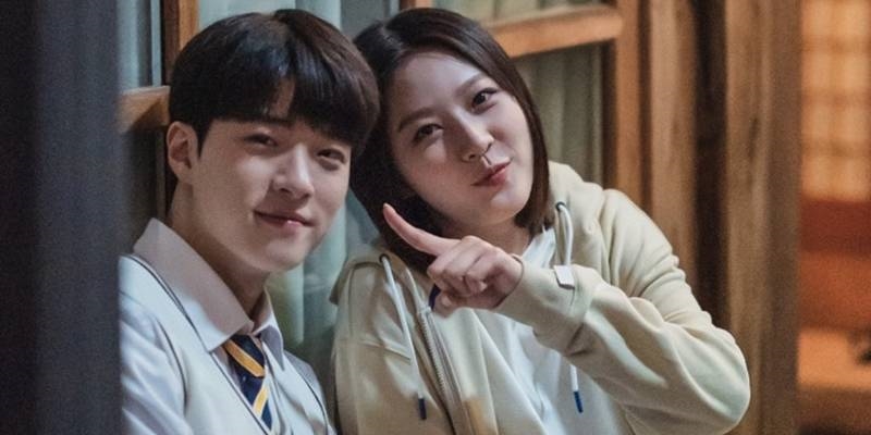 Thiếu Nữ Phù Thủy Quyết Đấu: Khi Kim Sae Ron - Nam Da Reum Kết Hợp