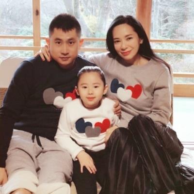 Quách Thiện Ni: Hoa hậu TVB hạnh phúc dù cưới trai nghèo kém tuổi