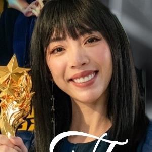 "Chị Mười Ba" Thu Trang nhận giải "Nữ nghệ sĩ Quốc tế xuất sắc nhất" 
