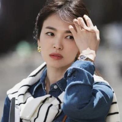 Sao Hàn nói ngoại ngữ trên phim: Song Hye Kyo bị chê thậm tệ