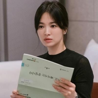 Thật ra Song Hye Kyo mới chính là "người cứu cánh" cho bộ phim mới