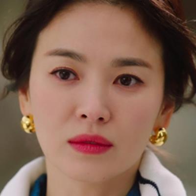 Song Hye Kyo vẫn là "nữ hoàng sold out" hàng đầu dù phim mới ít nhiệt