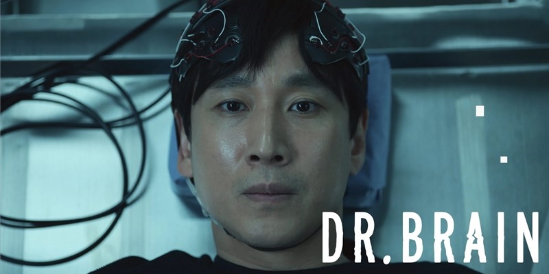 Dr. Brain: Bộ phim cực rối não của Lee Sun Kyun về gã thiên tài
