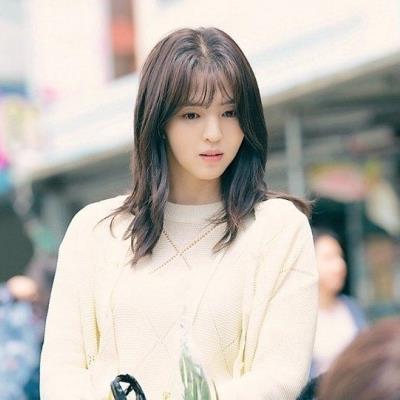 Song Hye Kyo - Han So Hee và sự tương đồng về thành tích phim năm 2021