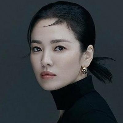 Những khoảnh khắc đẹp mê hồn của Song Hye Kyo trong ảnh quảng cáo 2021
