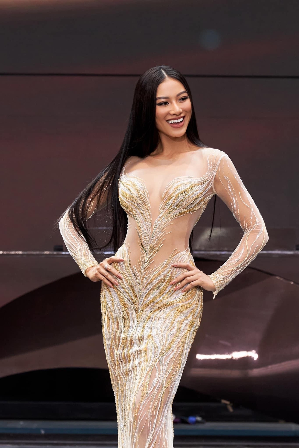 Kim Duyên thay màu da: Phản ứng trái chiều, tiệm cận gu Miss Universe