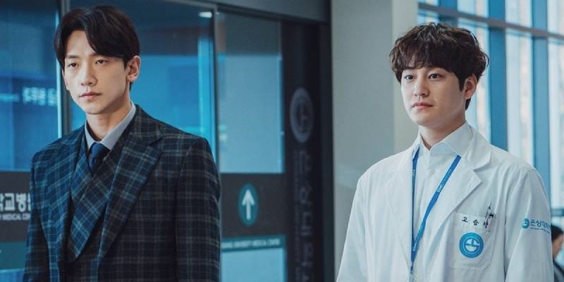 Rating phim Hàn ngày 18/1: Ghost Doctor tiếp tục giảm nhẹ