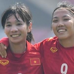 Vbiz News: Sao Vbiz ăn mừng đội tuyển nữ Việt Nam, Tóc Tiên tăng cân