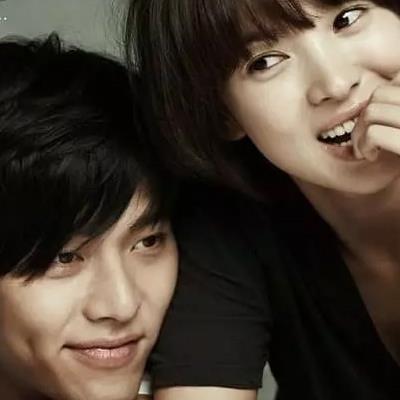 Trước Son Ye Jin, Hyun Bin từng hẹn hò 2 mỹ nhân: Có cả Song Hye Kyo