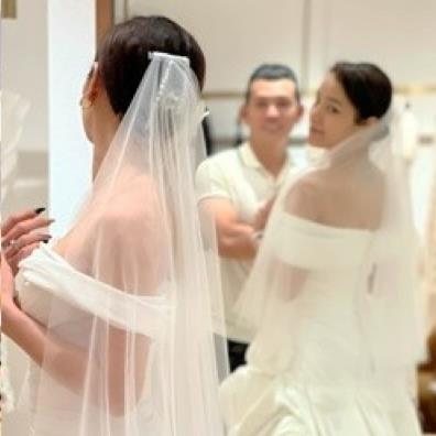 Vbiz News: Phương Trinh Jolie sắp cưới, Gil không cầu hôn Linh