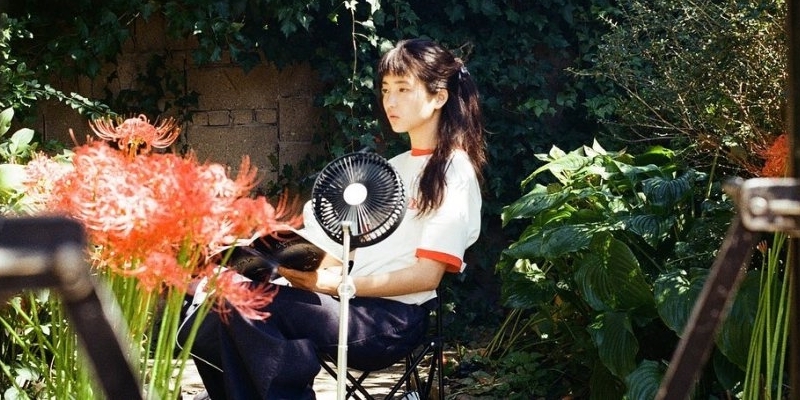 Kim Tae Ri - Nữ diễn viên toàn đóng phim tương lai hoặc quá khứ