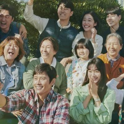Our Blues và loạt phim Hàn đa dạng, hấp dẫn ra mắt trong tháng 4/2022
