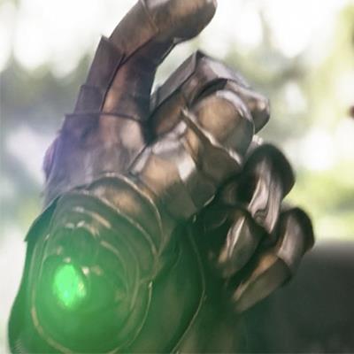 Cú búng tay của Thanos và những cái kết hay nhất trong lịch sử MCU
